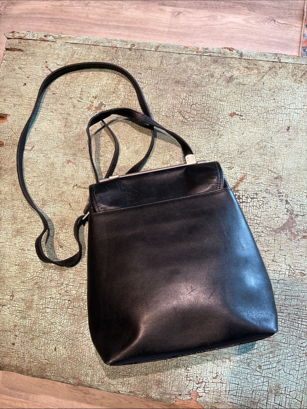 Hartmann Black Leather Crossbody Shoulder Bag Turn Lock Minimalist Vintage - Picture 4 of 10